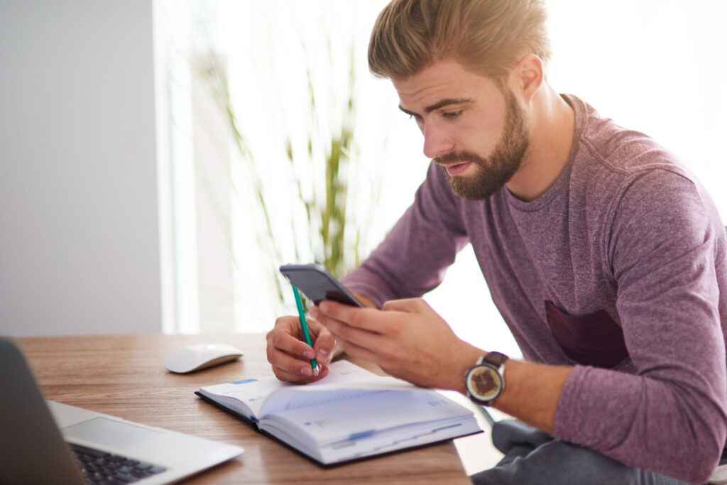 Gig economy worker exploring home loan 1099 income options